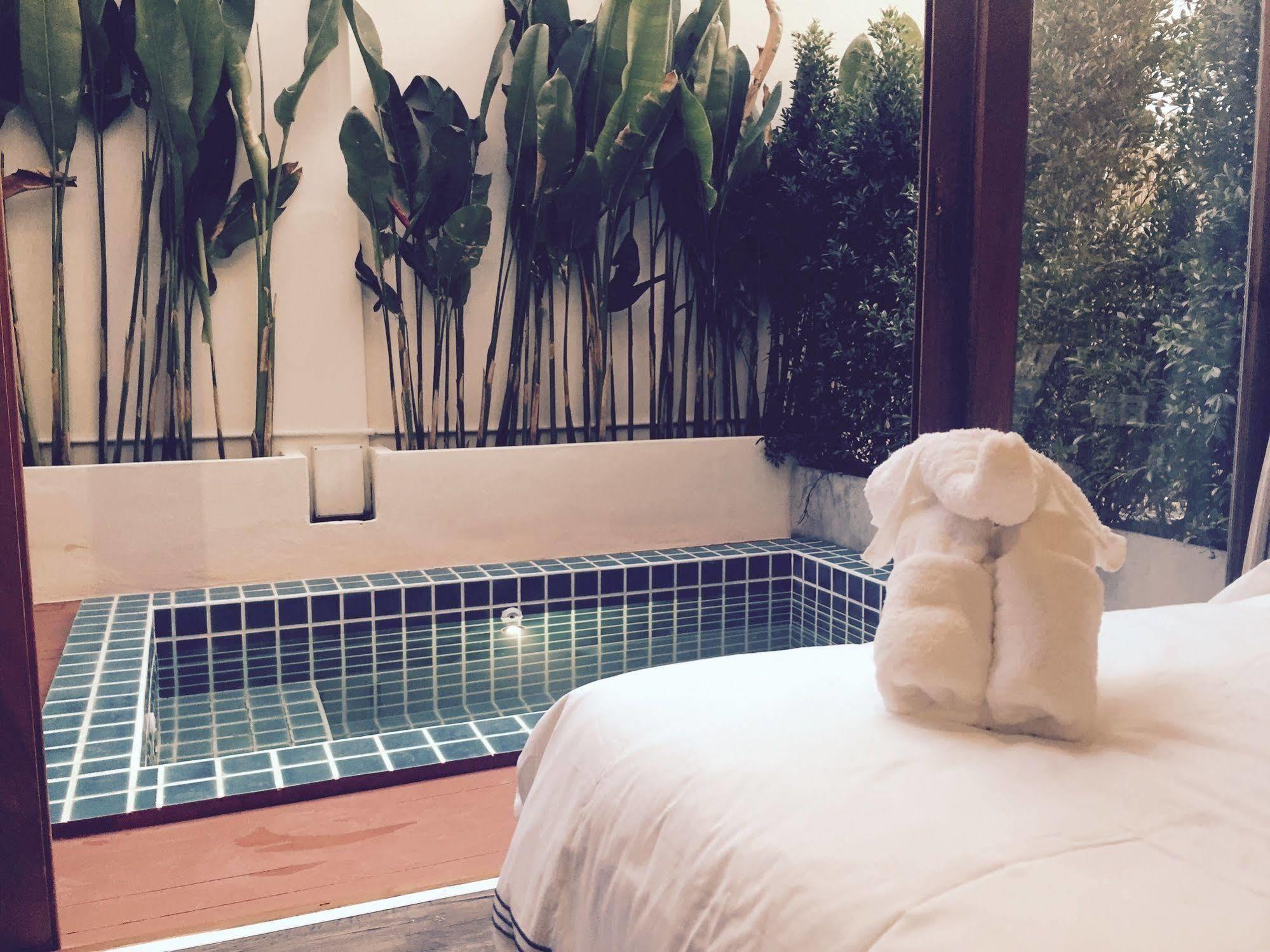 Joyful Thai Boutique Hotel Чиангмай Екстериор снимка